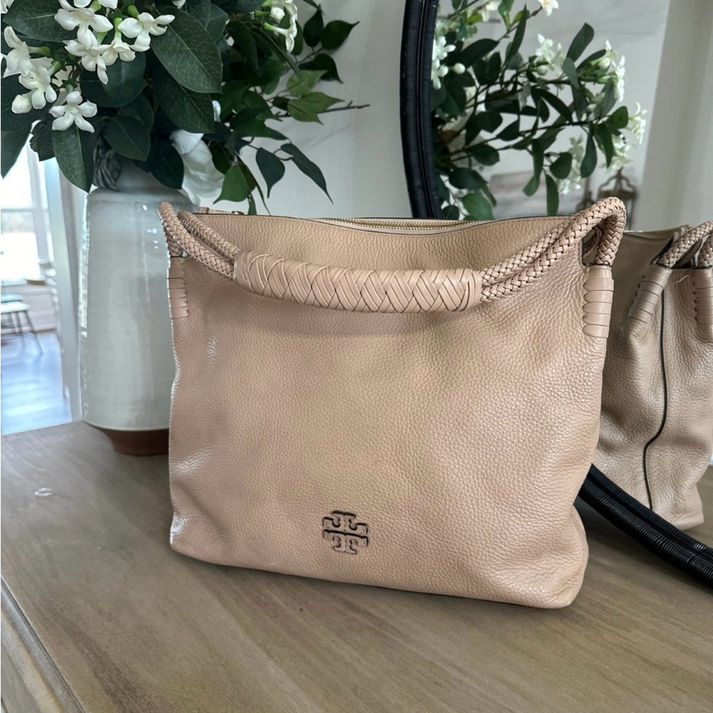 Tory Burch Tan Leather Shoulder Bag with Slouchy Design